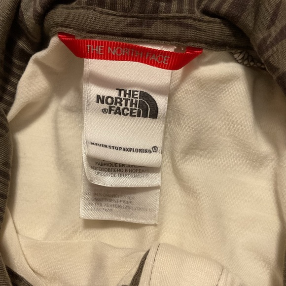 The North Face Women’s Henley Pullover Hoodie Ivory - Picture 9 of 12